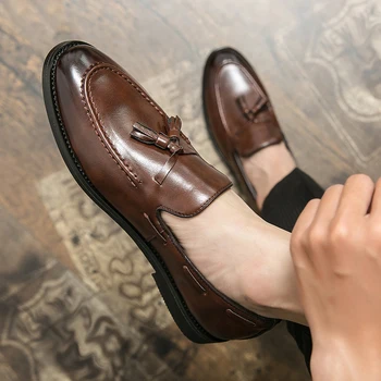 Zapatos Hombre Flats пискюл мъжки мокасини размер 38-46 мъже Brogue британски стил Оксфорд рокля обувки мъжки джентълмен кожени обувки